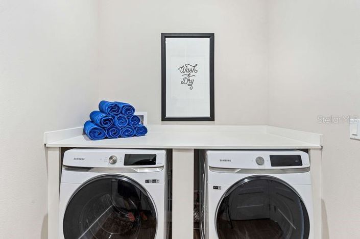 Image No.63-10 Bed Property for sale