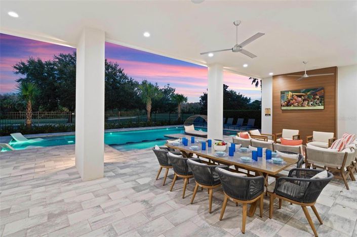 Image No.74-10 Bed Property for sale