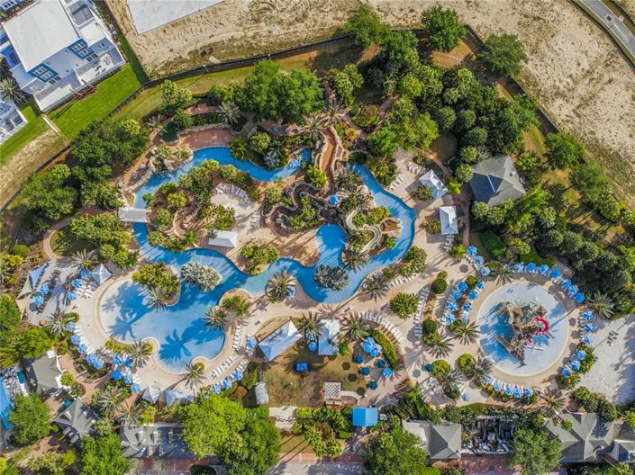 Image No.82-10 Bed Property for sale