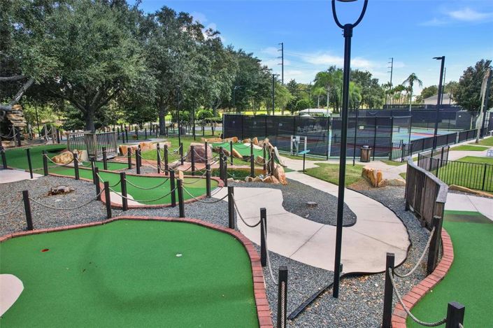 Image No.94-10 Bed Property for sale