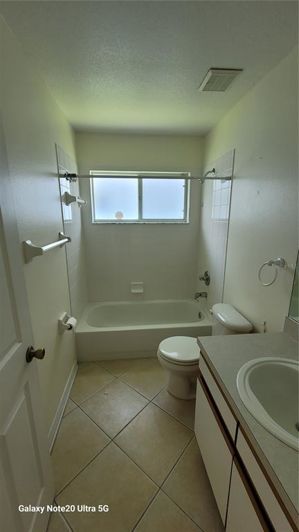 Image No.10-Propriété de 4 chambres à vendre à Davenport