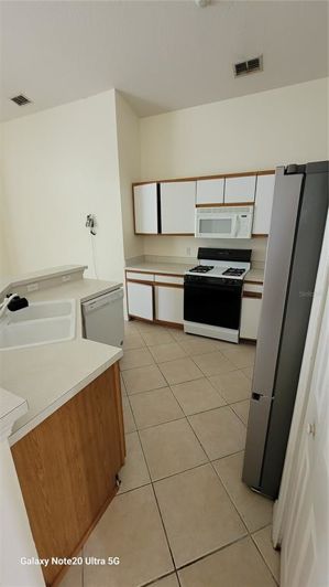 Image No.3-Propriété de 4 chambres à vendre à Davenport