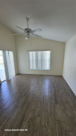 Image No.8-Propriété de 4 chambres à vendre à Davenport