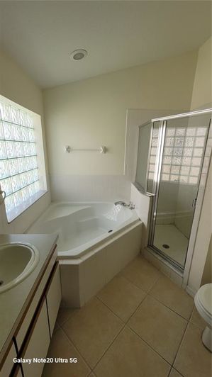 Image No.9-Propriété de 4 chambres à vendre à Davenport