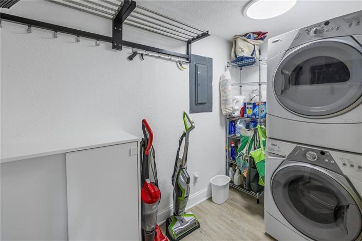 Image No.12-2 Bed Property for sale