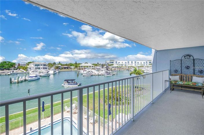 Image No.30-2 Bed Property for sale