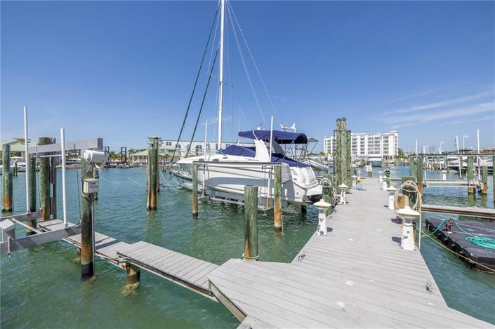 Image No.40-2 Bed Property for sale