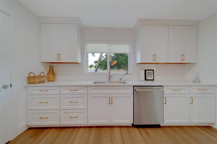 Image No.14-3 Bed Property for sale