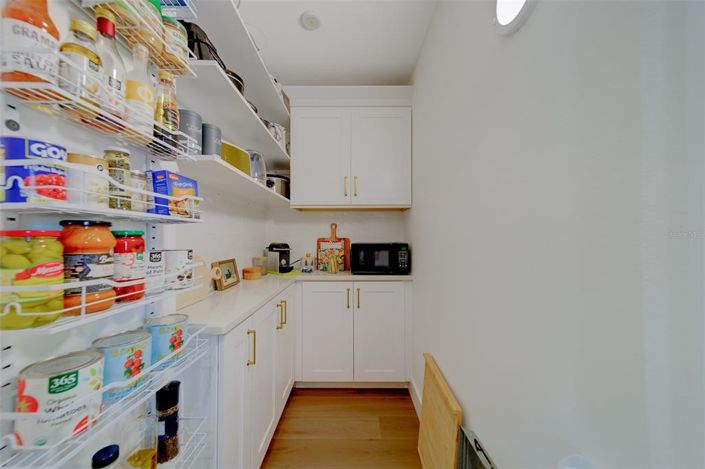 Image No.19-3 Bed Property for sale