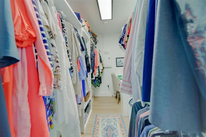 Image No.34-3 Bed Property for sale