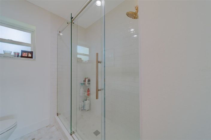 Image No.35-3 Bed Property for sale