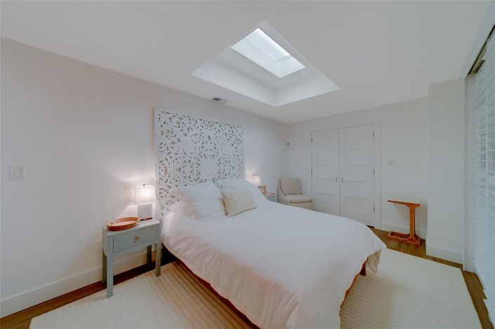 Image No.37-3 Bed Property for sale