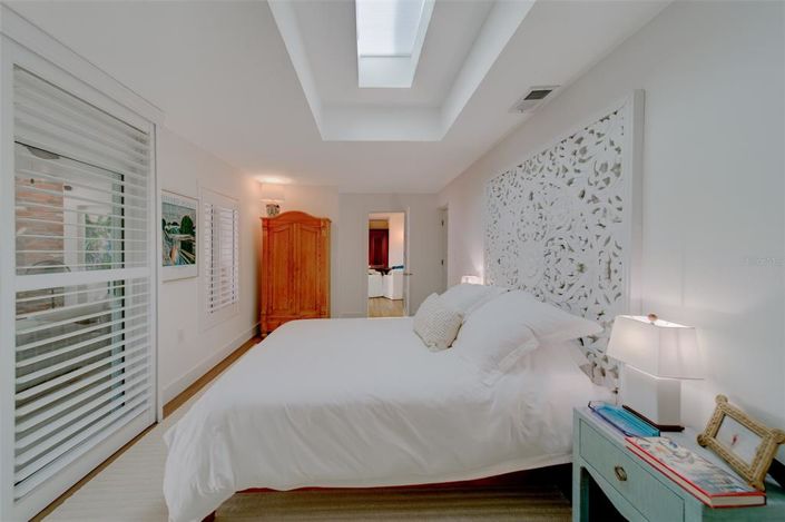 Image No.38-3 Bed Property for sale