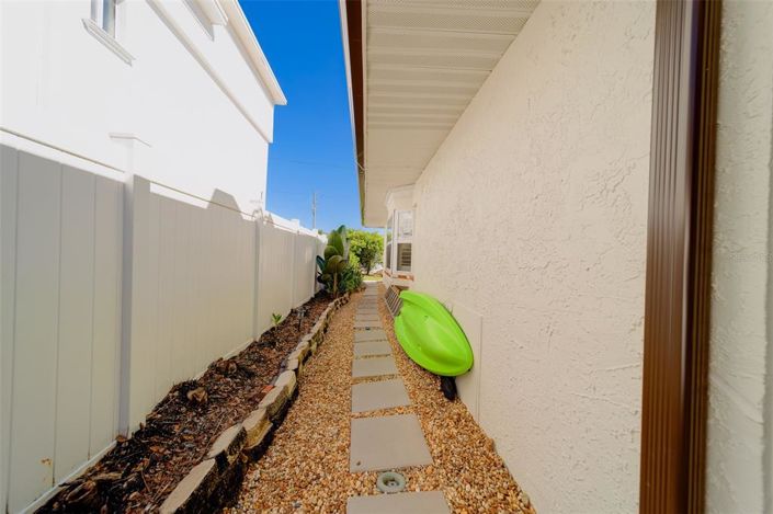 Image No.54-3 Bed Property for sale