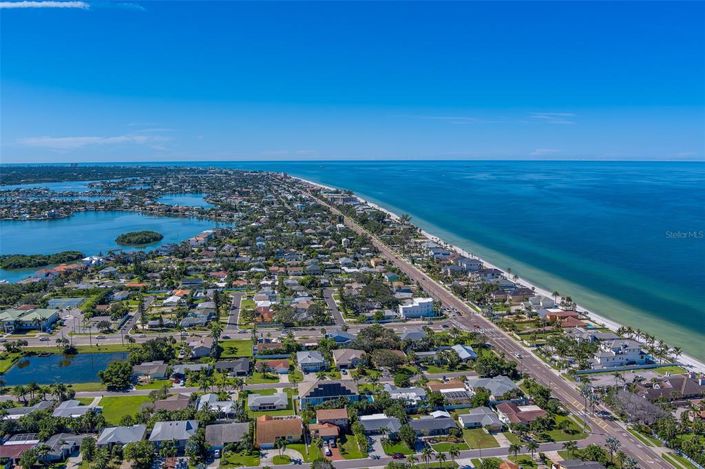 Image No.67-3 Bed Property for sale