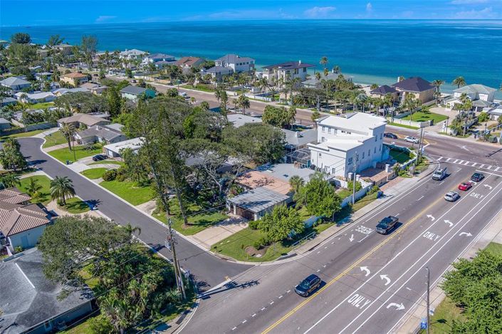 Image No.75-3 Bed Property for sale