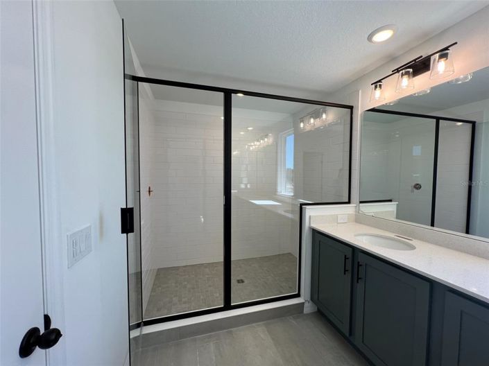 Image No.30-3 Bed Property for sale