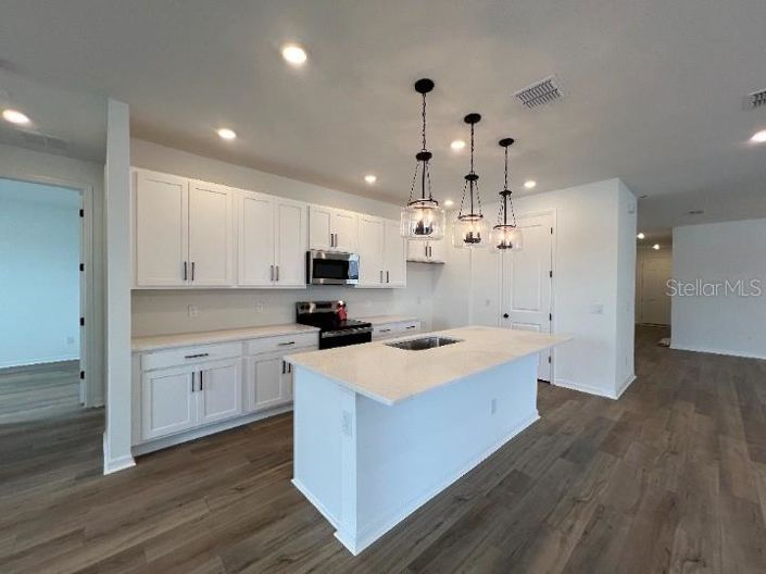 Image No.11-3 Bed Property for sale