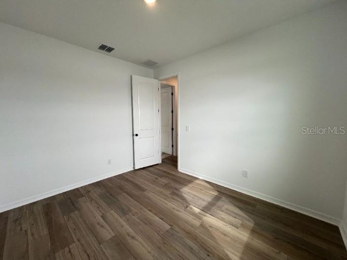 Image No.18-3 Bed Property for sale