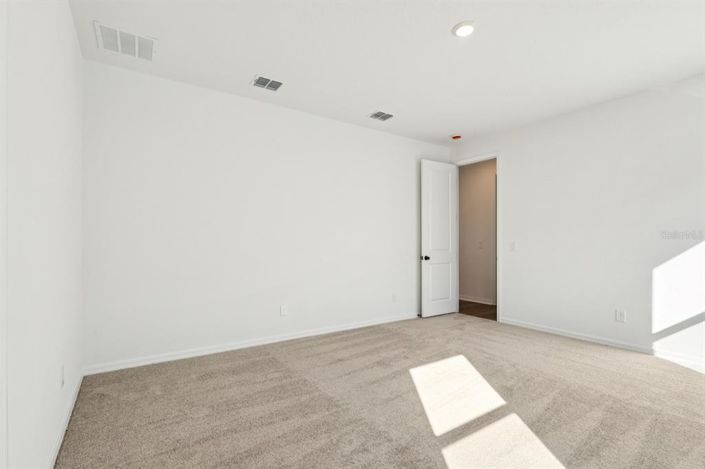 Image No.31-3 Bed Property for sale