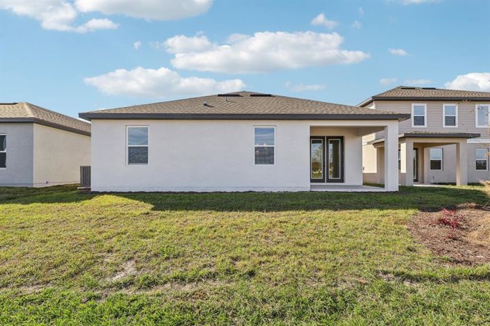 Image No.38-3 Bed Property for sale