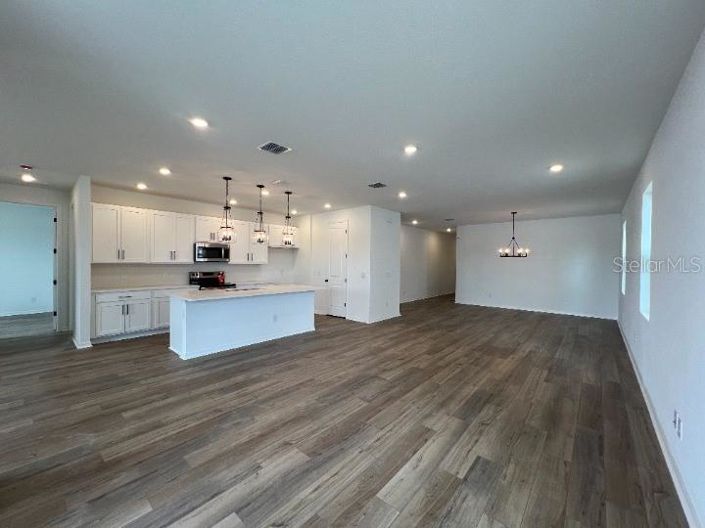 Image No.9-3 Bed Property for sale