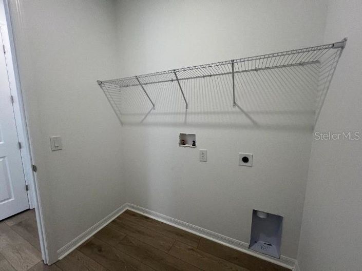 Image No.18-3 Bed Property for sale