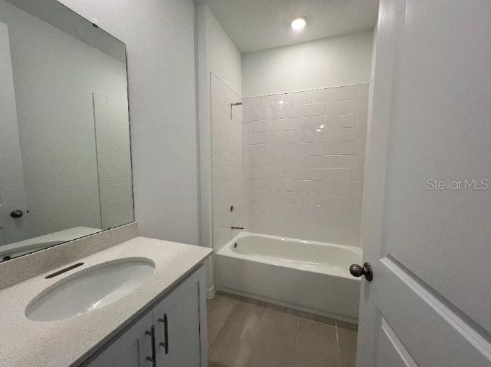 Image No.21-3 Bed Property for sale