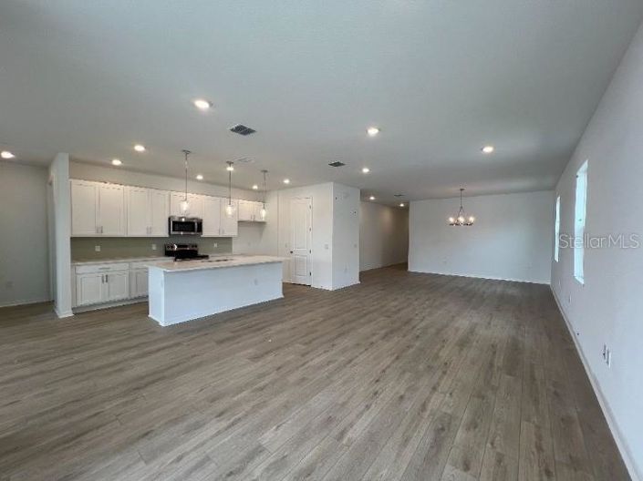 Image No.5-3 Bed Property for sale