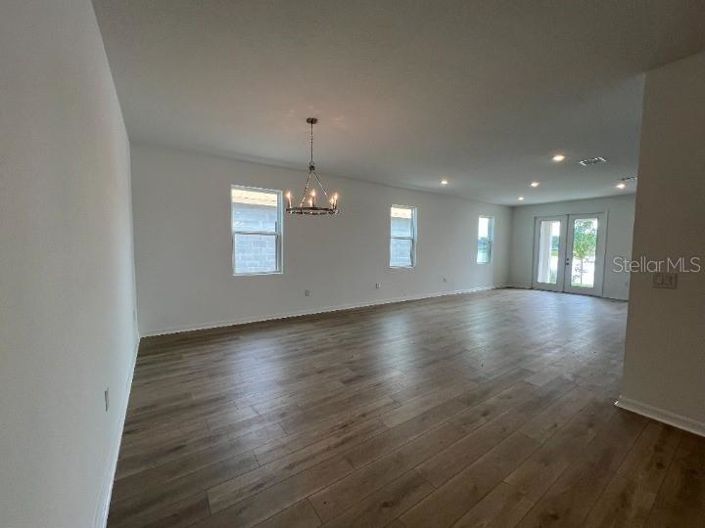 Image No.6-3 Bed Property for sale