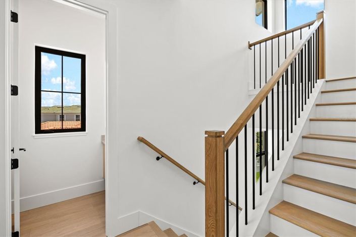 Image No.45-4 Bed Property for sale