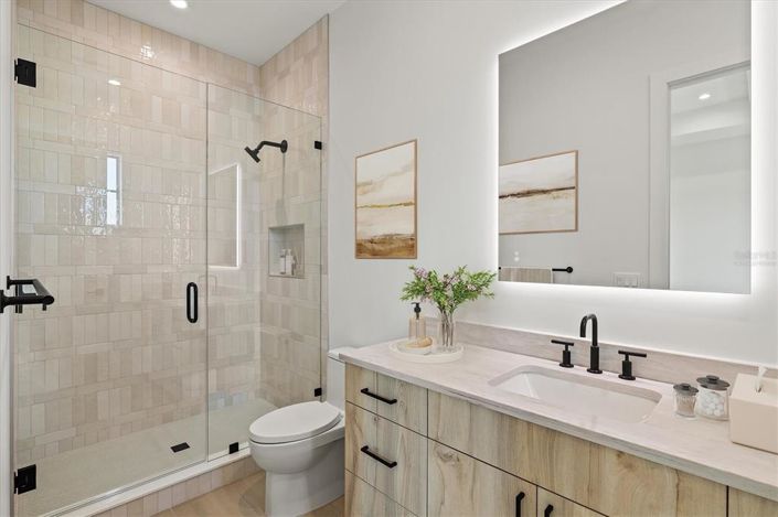 Image No.63-4 Bed Property for sale