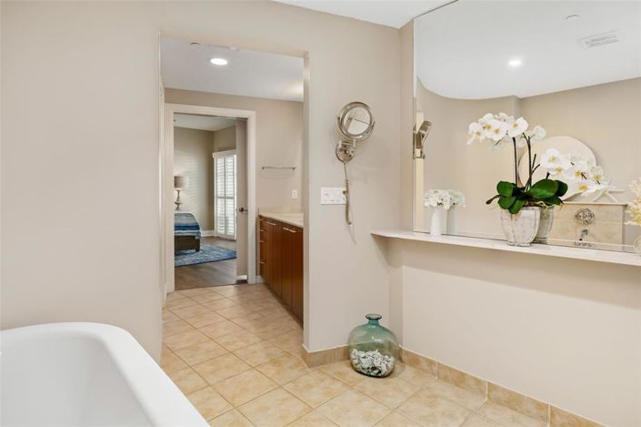 Image No.24-3 Bed Property for sale