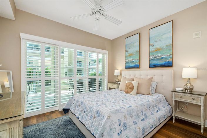 Image No.28-3 Bed Property for sale