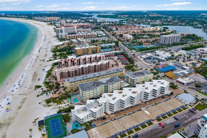 Image No.53-3 Bed Property for sale