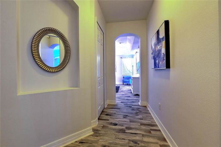 Image No.29-5 Bed Property for sale