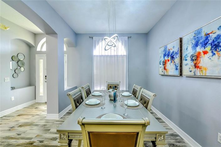 Image No.4-5 Bed Property for sale