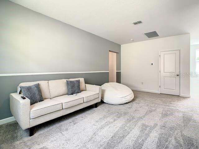 Image No.17-6 Bed Property for sale