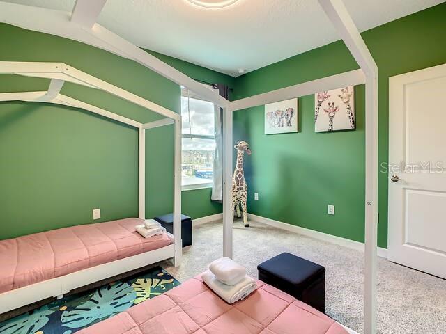 Image No.24-6 Bed Property for sale