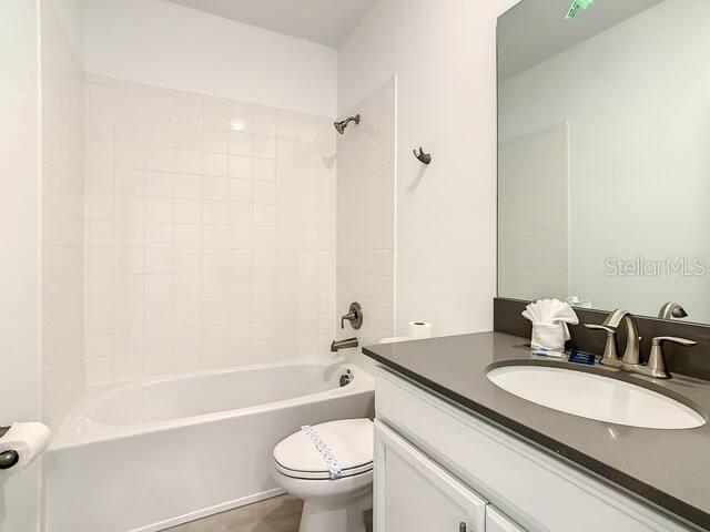 Image No.33-6 Bed Property for sale