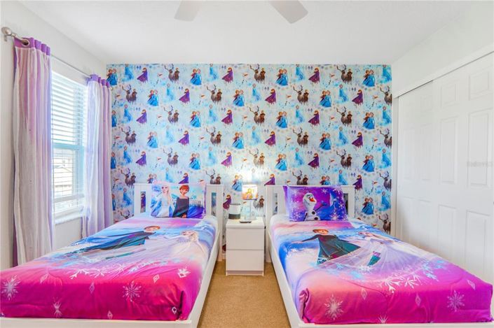 Image No.33-6 Bed Property for sale