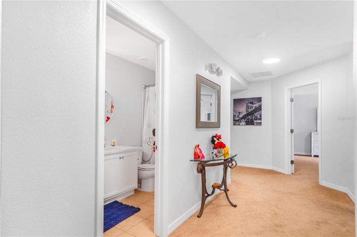 Image No.40-6 Bed Property for sale