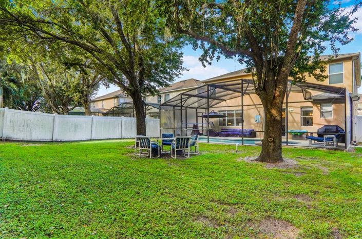 Image No.48-6 Bed Property for sale