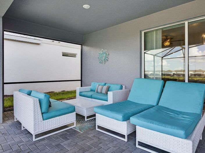 Image No.47-8 Bed Property for sale