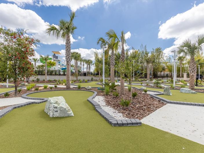 Image No.61-8 Bed Property for sale