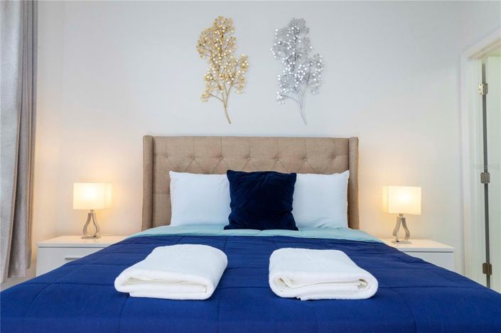 Image No.27-5 Bed Townhouse for sale