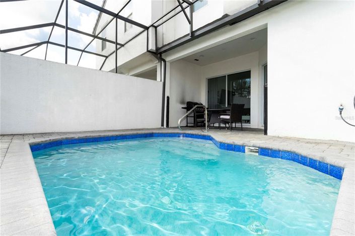 Image No.31-5 Bed Townhouse for sale