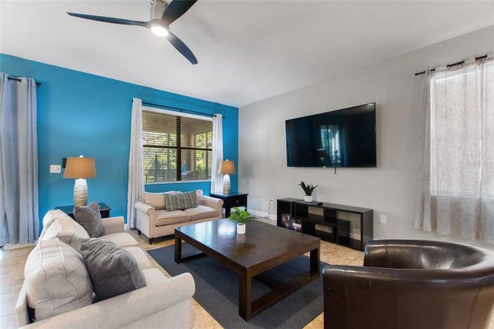 Image No.7-7 Bed Property for sale