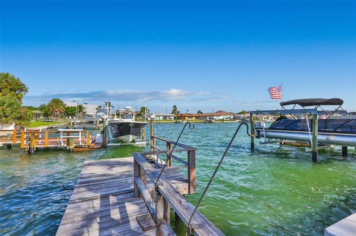 Image No.43-3 Bed Property for sale