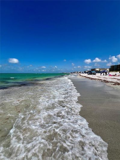 Image No.56-3 Bed Property for sale